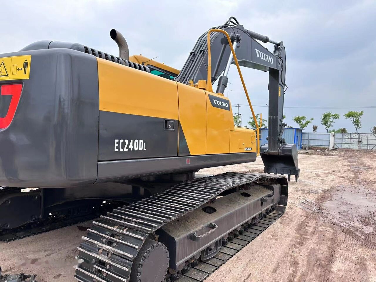 Гусеничный экскаватор Volvo EC240D: фото 7