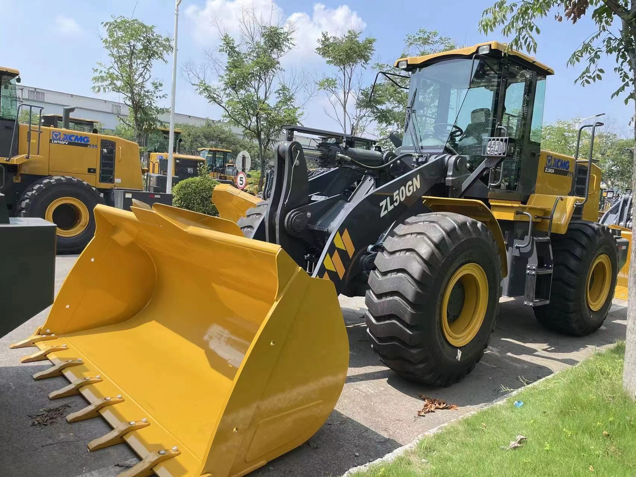 XCMG ZL50GN - Колёсный погрузчик: фото 2 XCMG ZL50GN - Колёсный погрузчик: фото 2