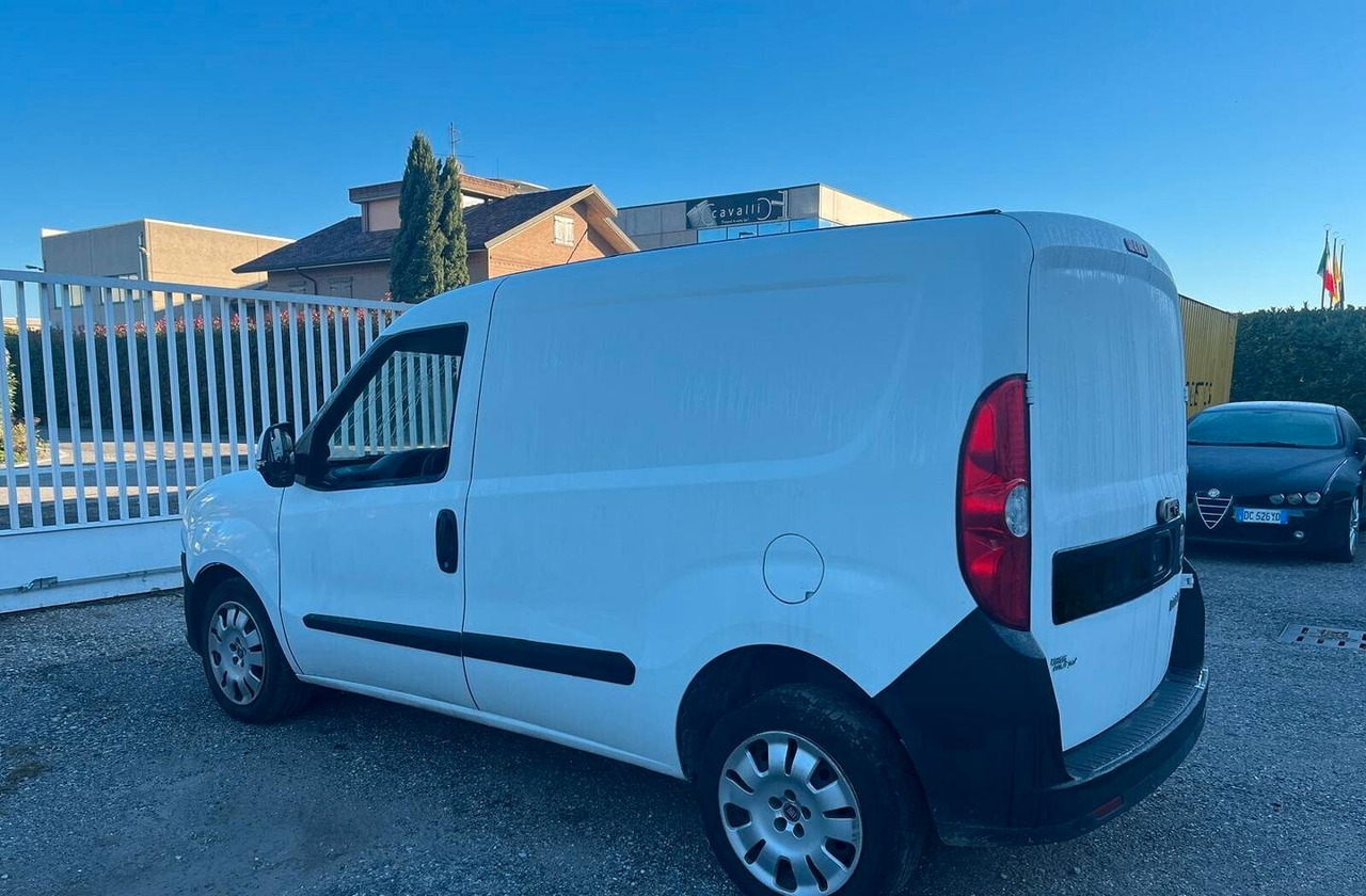 Fiat Doblò 1.3 Multijet 135 cv - Легковой фургон: фото 4 Fiat Doblò 1.3 Multijet 135 cv - Легковой фургон: фото 4