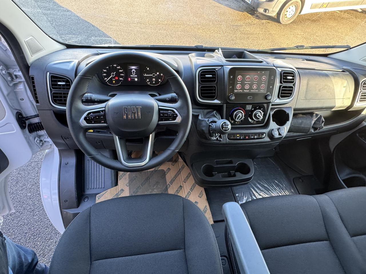 FIAT Ducato Tôlé 3.3 L H2 2.2 - 140ch - Цельнометаллический фургон: фото 3 FIAT Ducato Tôlé 3.3 L H2 2.2 - 140ch - Цельнометаллический фургон: фото 3