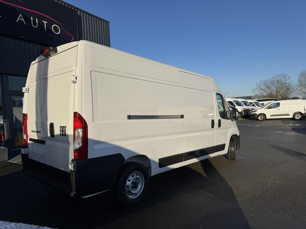 FIAT Ducato Tôlé 3.3 L H2 2.2 - 140ch - Цельнометаллический фургон: фото 5 FIAT Ducato Tôlé 3.3 L H2 2.2 - 140ch - Цельнометаллический фургон: фото 5