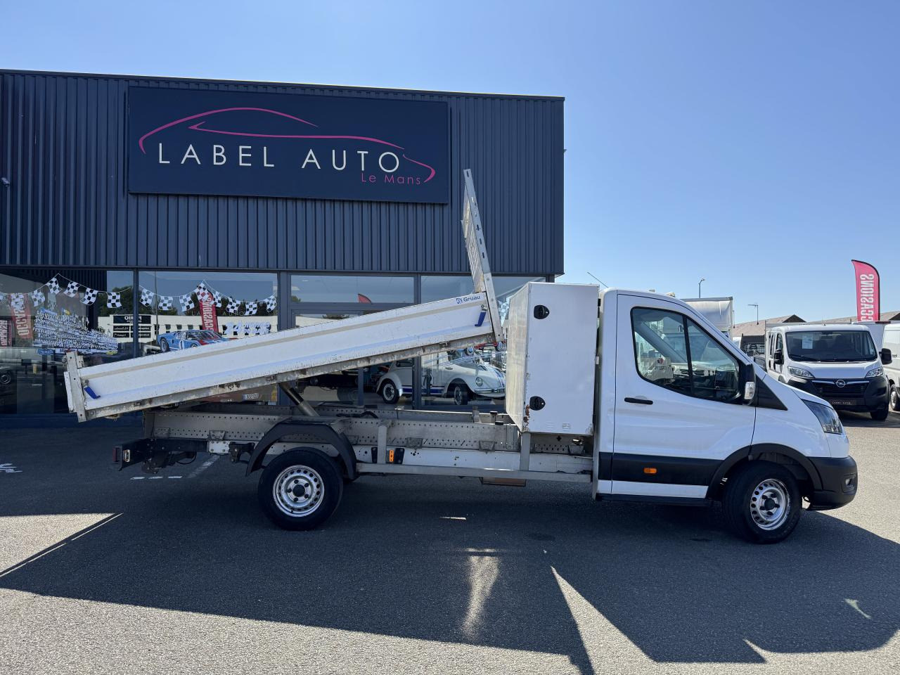 FORD TRANSIT BENNE COFFRE 350 L3 2.0 EcoBlue 170CH - Малотоннажный самосвал: фото 1 FORD TRANSIT BENNE COFFRE 350 L3 2.0 EcoBlue 170CH - Малотоннажный самосвал: фото 1