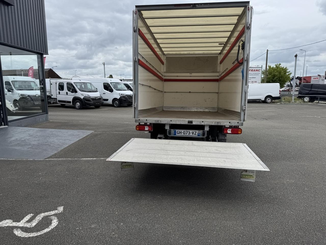 Iveco Daily 35 C 16 CAISSE HAYON 20M3 - Фургон с закрытым кузовом: фото 2 Iveco Daily 35 C 16 CAISSE HAYON 20M3 - Фургон с закрытым кузовом: фото 2