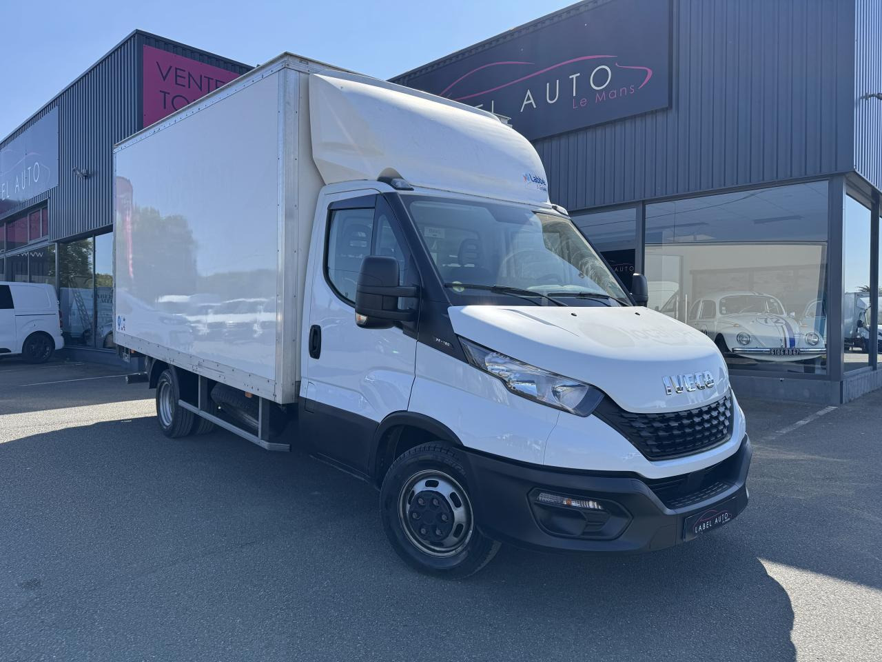 Iveco Daily 35 C 16 CAISSE HAYON 20M3 - Фургон с закрытым кузовом: фото 2 Iveco Daily 35 C 16 CAISSE HAYON 20M3 - Фургон с закрытым кузовом: фото 2