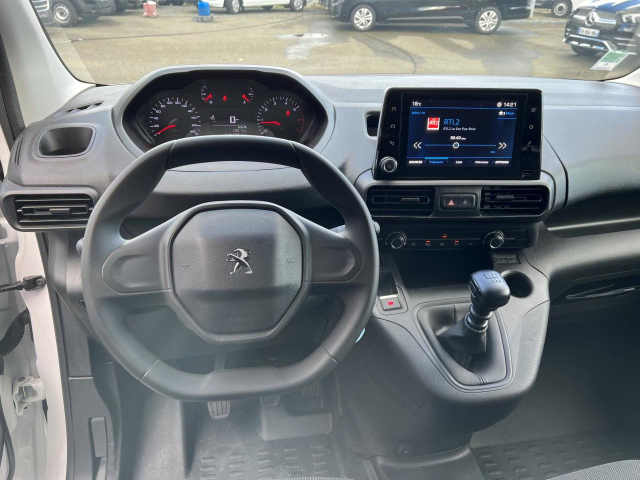 PEUGEOT PARTNER M 650KG 1.5 HDI 100CH ASPHALT 3 PLACES - Цельнометаллический фургон: фото 4 PEUGEOT PARTNER M 650KG 1.5 HDI 100CH ASPHALT 3 PLACES - Цельнометаллический фургон: фото 4