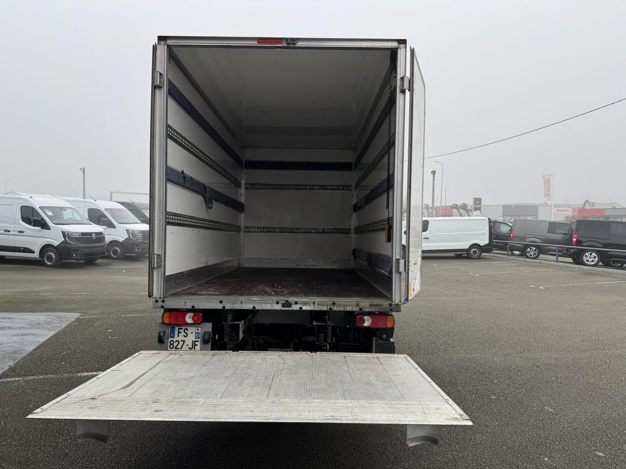 RENAULT MASTER 3T5 CAISSE 20M3 HAYON 2.3 DCI 145CH GRAND CONFORT - Фургон с закрытым кузовом: фото 4 RENAULT MASTER 3T5 CAISSE 20M3 HAYON 2.3 DCI 145CH GRAND CONFORT - Фургон с закрытым кузовом: фото 4