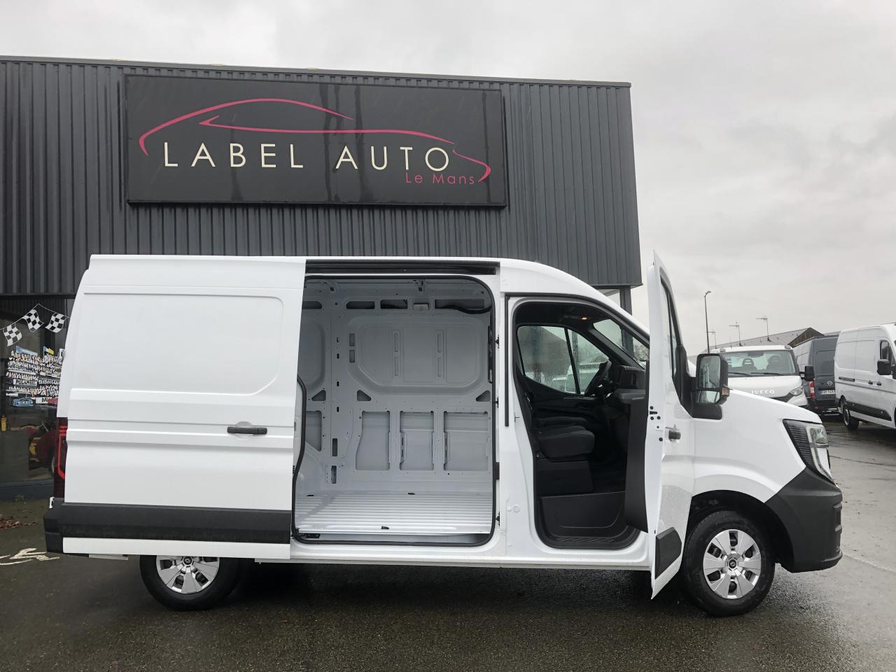 Цельнометаллический фургон RENAULT MASTER ADVANCE 3T5 L2H2 2.0 BLUE DCI 150 CH TRACTION: фото 8