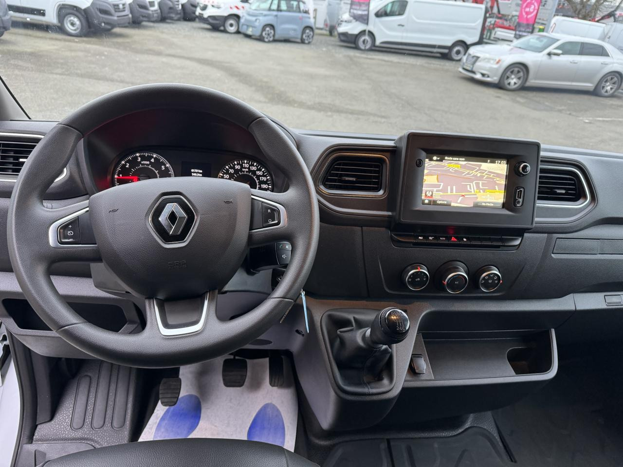 RENAULT Master Confort R3500RJ L3H2 2.3DCI 165CH CABINE APPROFONDIE 6 PLACES - Цельнометаллический фургон: фото 4 RENAULT Master Confort R3500RJ L3H2 2.3DCI 165CH CABINE APPROFONDIE 6 PLACES - Цельнометаллический фургон: фото 4