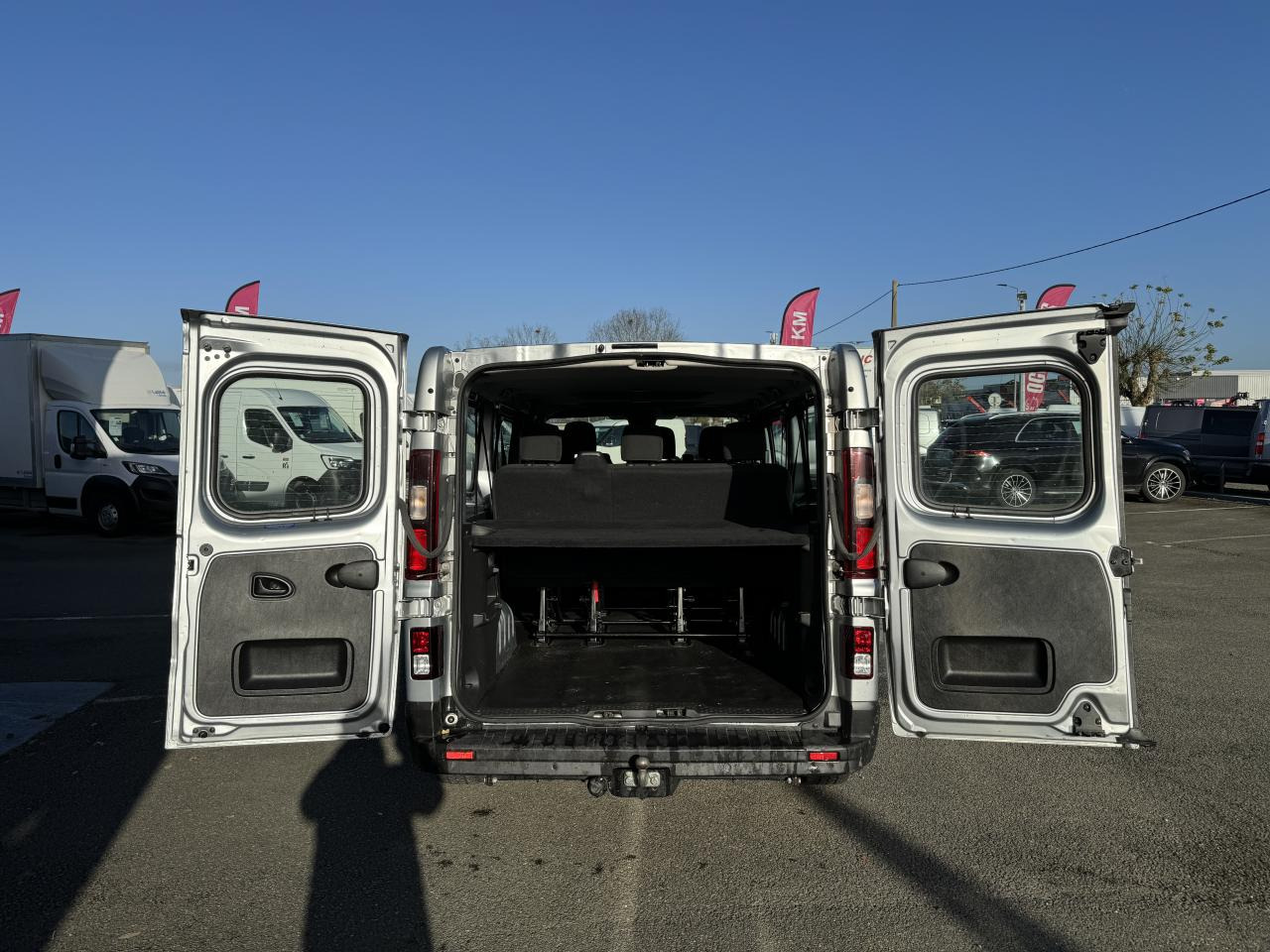 Грузопассажирский фургон RENAULT Trafic L2 2.0 Energy dCi - 150 - S&S III COMBI Combi Zen L2H1 PHASE 3: фото 9 Грузопассажирский фургон RENAULT Trafic L2 2.0 Energy dCi - 150 - S&S III COMBI Combi Zen L2H1 PHASE 3: фото 9