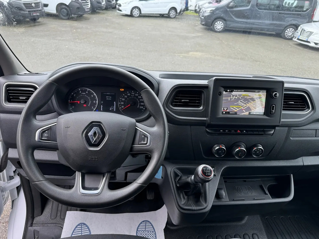 Renault Master R3500RJ L4 2.3 DCI 130CH DOUBLE CABINE GRAND CONFORT EURO6 - Малотоннажный самосвал, Грузопассажирский фургон: фото 3 Renault Master R3500RJ L4 2.3 DCI 130CH DOUBLE CABINE GRAND CONFORT EURO6 - Малотоннажный самосвал, Грузопассажирский фургон: фото 3