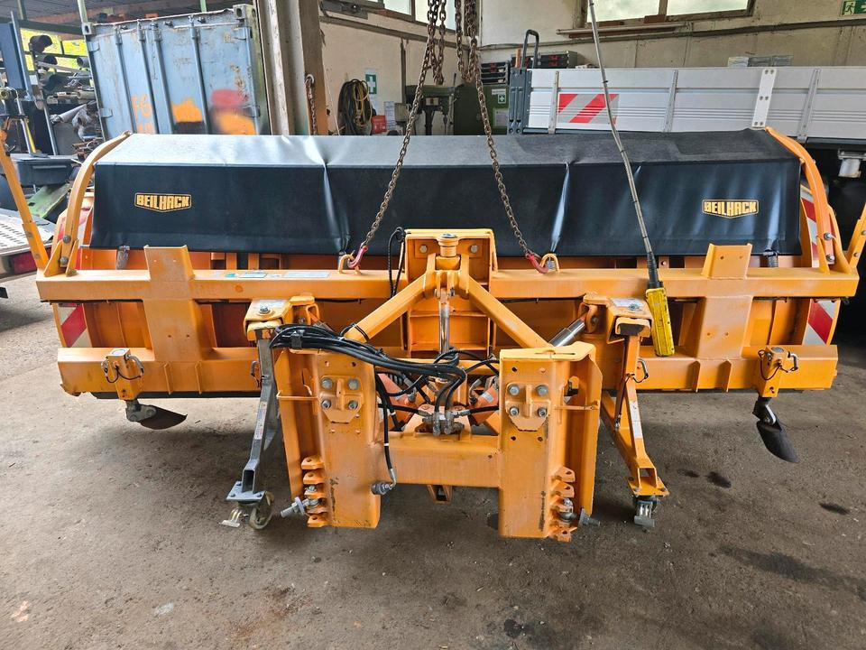 Beilhack Schneepflug PVF 34-4 Schneeschieber Schneeschild Schmidt für Unimog 405/10 405/12 UGN UGE LKW Winterdienst - Отвал для снега: фото 2 Beilhack Schneepflug PVF 34-4 Schneeschieber Schneeschild Schmidt für Unimog 405/10 405/12 UGN UGE LKW Winterdienst - Отвал для снега: фото 2