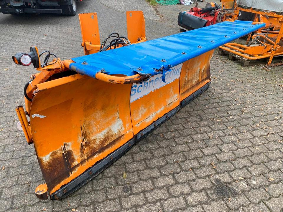 Bucher Schneepflug Ramox 300 NGR Schneeschieber Schneeschild Winterdienst Räumschild passend für Unimog 405/10 405/12 UGE UGN U300 U 300 400 500 - Отвал для снега: фото 1 Bucher Schneepflug Ramox 300 NGR Schneeschieber Schneeschild Winterdienst Räumschild passend für Unimog 405/10 405/12 UGE UGN U300 U 300 400 500 - Отвал для снега: фото 1