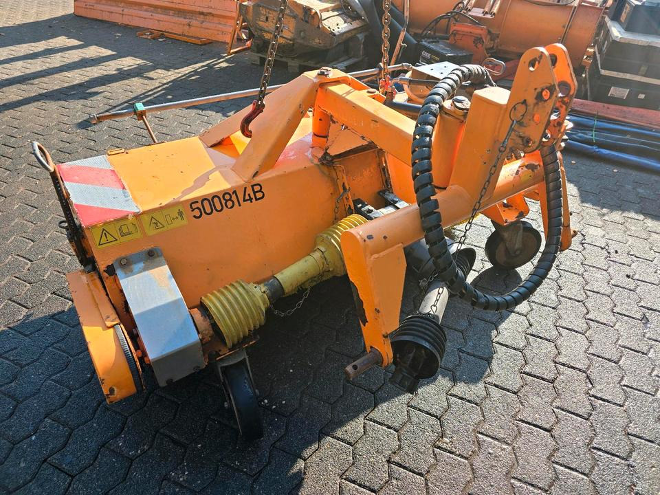 Dücker HDK 160 Kehrmaschine Straßenkehrmaschine Kehrbesen für Multicar Tremo Iseki Kubota - Щетка: фото 3 Dücker HDK 160 Kehrmaschine Straßenkehrmaschine Kehrbesen für Multicar Tremo Iseki Kubota - Щетка: фото 3