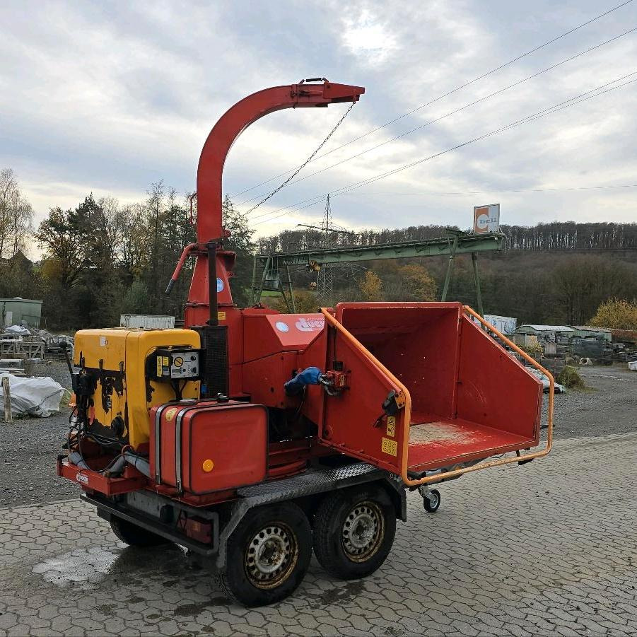 Dücker HM 250 Holzhacker Holzhäcksler Holzhackschnitzler Hacker Häcksler Hatz Diesel 4L40C - Измельчитель древесины: фото 1 Dücker HM 250 Holzhacker Holzhäcksler Holzhackschnitzler Hacker Häcksler Hatz Diesel 4L40C - Измельчитель древесины: фото 1
