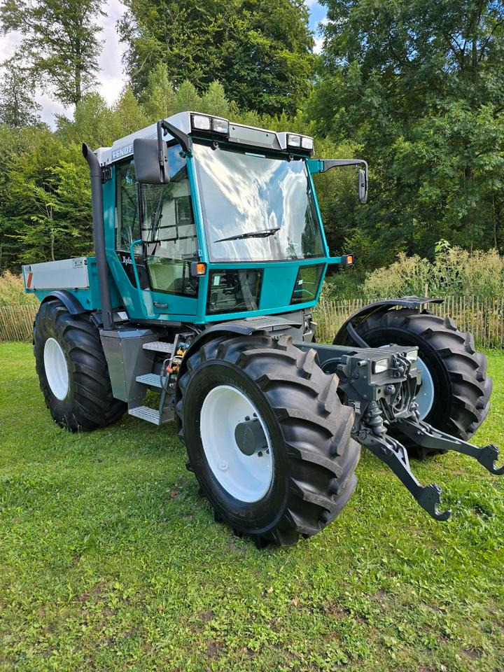 Fendt Xylon 524 Ez. 2003 50kmh 7900 Stunden Traktor Schlepper 522 520 - Трактор: фото 1 Fendt Xylon 524 Ez. 2003 50kmh 7900 Stunden Traktor Schlepper 522 520 - Трактор: фото 1
