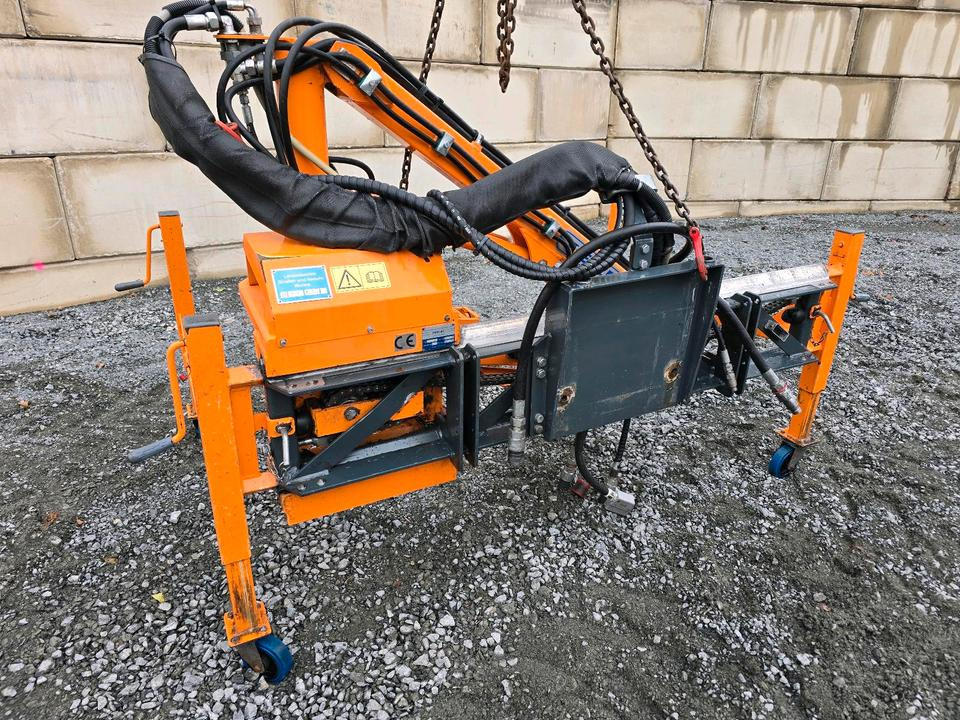 Fiedler FFA 400 M Mähausleger für Multicar M30 Ladog Böschungsmäher Böschungsmulcher Hangmäher - Манипуляторная косилка: фото 1 Fiedler FFA 400 M Mähausleger für Multicar M30 Ladog Böschungsmäher Böschungsmulcher Hangmäher - Манипуляторная косилка: фото 1