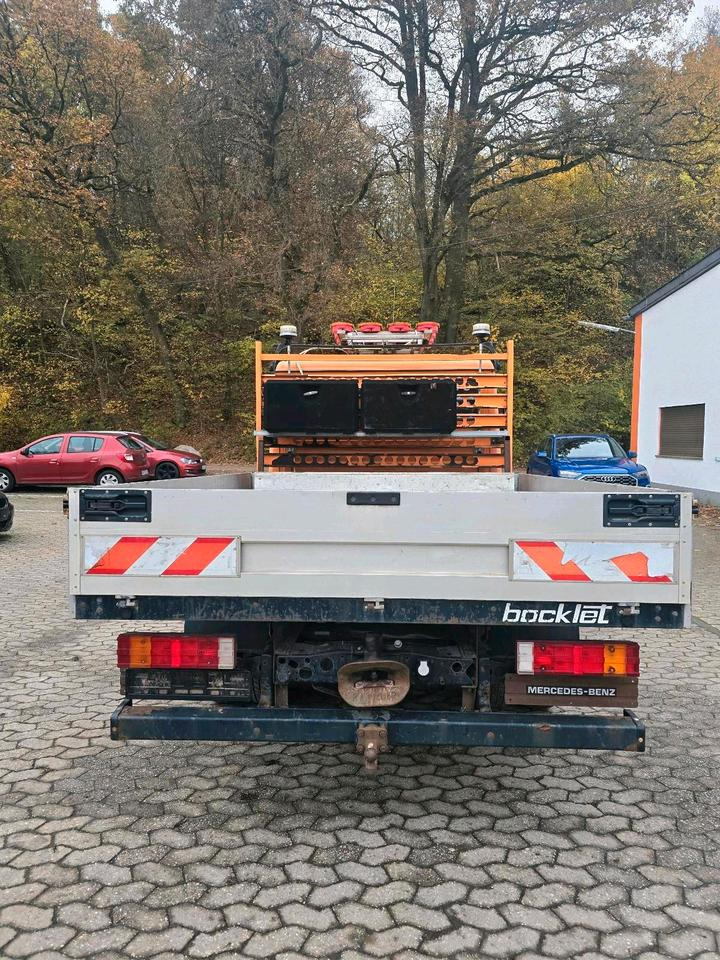 Mercedes-Benz Vario 613D Bluetec 5 Pritsche Doka LKW - Грузовик бортовой/ Платформа: фото 3 Mercedes-Benz Vario 613D Bluetec 5 Pritsche Doka LKW - Грузовик бортовой/ Платформа: фото 3