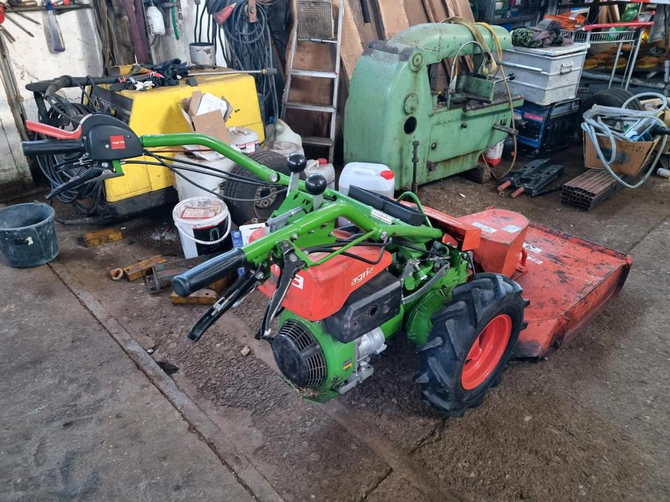 Motormäher Agria 5500 KL Grizzly Böschungsmulcher Hangmäher Reform Aebi Rasenmäher Mähausleger Böschungsmulcher Seitenmulcher Mulchgerät - Газонокосилка: фото 1 Motormäher Agria 5500 KL Grizzly Böschungsmulcher Hangmäher Reform Aebi Rasenmäher Mähausleger Böschungsmulcher Seitenmulcher Mulchgerät - Газонокосилка: фото 1