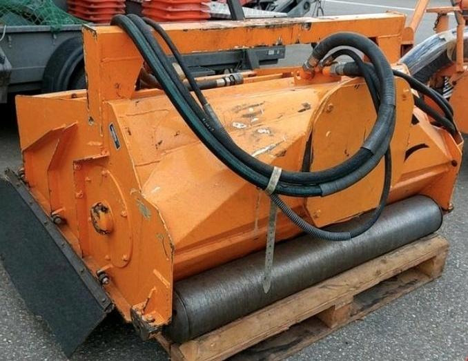 Mulag HSK 1200 Heckenschneidkopf für Mähausleger Böschungsmäher Böschungsmulcher SB MFK FME MKM Dücker Mulchkopf Forstmulcher 400 500 600 700 800 MHU - Косилка-измельчитель: фото 1 Mulag HSK 1200 Heckenschneidkopf für Mähausleger Böschungsmäher Böschungsmulcher SB MFK FME MKM Dücker Mulchkopf Forstmulcher 400 500 600 700 800 MHU - Косилка-измельчитель: фото 1