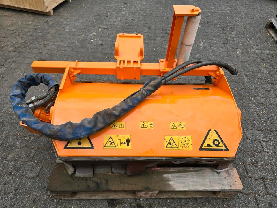 Mulag Mulchkopf MK-MSL Mähkorb Leitplankenmäher Mähausleger Böschungsmäher Böschungsmulcher Dücker Unimog 405 U300 400 500 427 423 530 - Косилка-измельчитель: фото 1 Mulag Mulchkopf MK-MSL Mähkorb Leitplankenmäher Mähausleger Böschungsmäher Böschungsmulcher Dücker Unimog 405 U300 400 500 427 423 530 - Косилка-измельчитель: фото 1