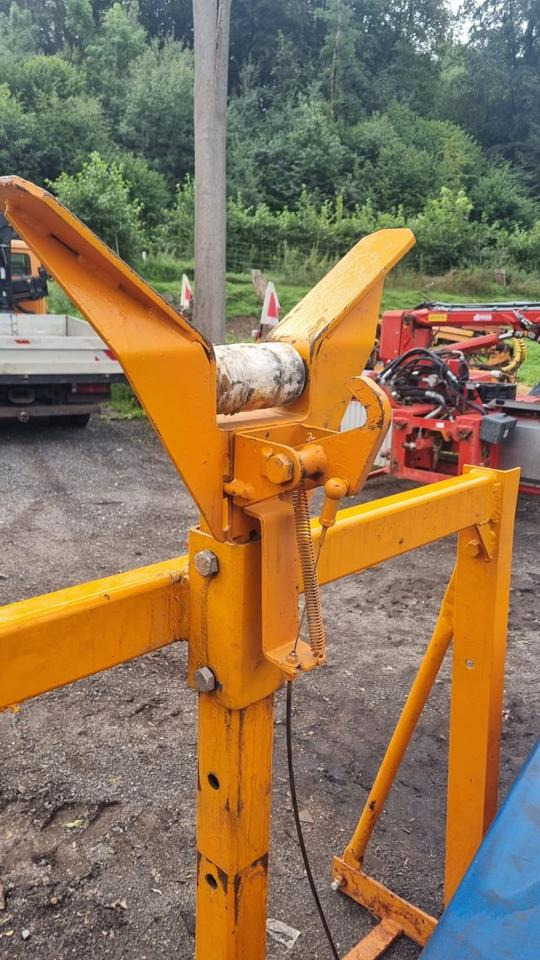 Mulag Parkrahmen für Unimog FME MKM Mähausleger Böschungsmulcher Böschungsmäher Seitenmulcher Randstreifenmäher U 300 400 500 405 427 530 Dücker - Рама/ Шасси для Коммунальной и специальной техники: фото 3 Mulag Parkrahmen für Unimog FME MKM Mähausleger Böschungsmulcher Böschungsmäher Seitenmulcher Randstreifenmäher U 300 400 500 405 427 530 Dücker - Рама/ Шасси для Коммунальной и специальной техники: фото 3