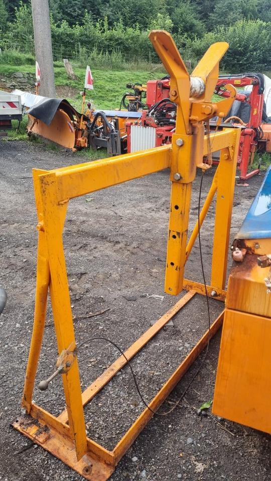 Mulag Parkrahmen für Unimog FME MKM Mähausleger Böschungsmulcher Böschungsmäher Seitenmulcher Randstreifenmäher U 300 400 500 405 427 530 Dücker - Рама/ Шасси для Коммунальной и специальной техники: фото 2 Mulag Parkrahmen für Unimog FME MKM Mähausleger Böschungsmulcher Böschungsmäher Seitenmulcher Randstreifenmäher U 300 400 500 405 427 530 Dücker - Рама/ Шасси для Коммунальной и специальной техники: фото 2