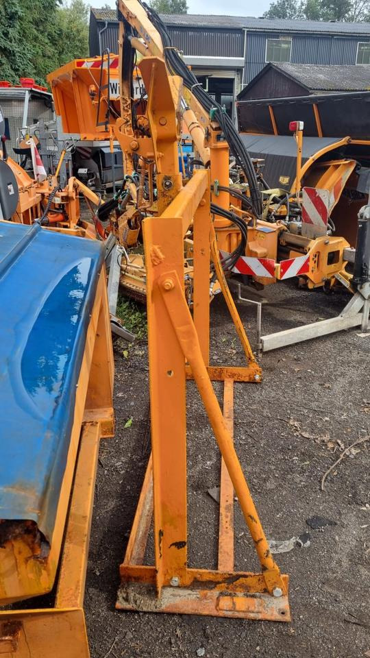 Mulag Parkrahmen für Unimog FME MKM Mähausleger Böschungsmulcher Böschungsmäher Seitenmulcher Randstreifenmäher U 300 400 500 405 427 530 Dücker - Рама/ Шасси для Коммунальной и специальной техники: фото 4 Mulag Parkrahmen für Unimog FME MKM Mähausleger Böschungsmulcher Böschungsmäher Seitenmulcher Randstreifenmäher U 300 400 500 405 427 530 Dücker - Рама/ Шасси для Коммунальной и специальной техники: фото 4