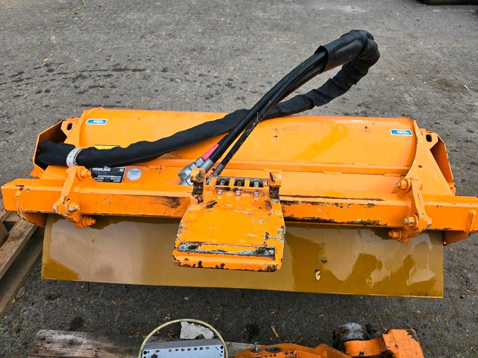 Neuwertiger Mulag GMK 1200 Mähkopf Grasmähkopf Mähkorb Mähausleger Böschungsmäher Böschungsmulcher FME MKM DUA UNA Dücker MHU 800 700 600 FMK - Косилка-измельчитель: фото 4 Neuwertiger Mulag GMK 1200 Mähkopf Grasmähkopf Mähkorb Mähausleger Böschungsmäher Böschungsmulcher FME MKM DUA UNA Dücker MHU 800 700 600 FMK - Косилка-измельчитель: фото 4