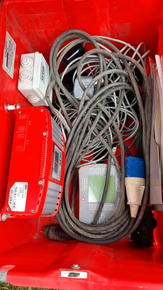 Nissen VZ616 FAT Absperrtafel Absperrwand Verkehrsleittafel Verkehrsleitanhänger Verkehrssicherungsanhänger Leitanhänger - Прицеп: фото 5 Nissen VZ616 FAT Absperrtafel Absperrwand Verkehrsleittafel Verkehrsleitanhänger Verkehrssicherungsanhänger Leitanhänger - Прицеп: фото 5