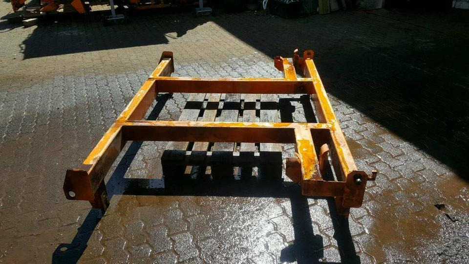 Rahmen für Unimog U 400 300 500 Salzstreuer winterdienst Schmidt - Рама/ Шасси для Коммунальной и специальной техники: фото 4 Rahmen für Unimog U 400 300 500 Salzstreuer winterdienst Schmidt - Рама/ Шасси для Коммунальной и специальной техники: фото 4