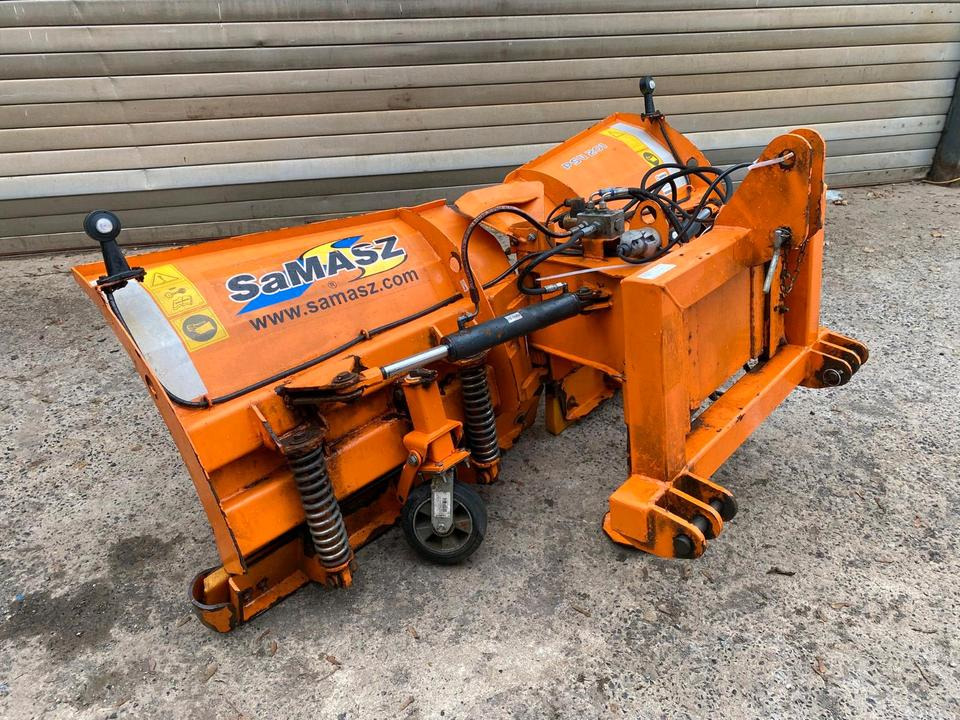 SaMASZ PSV 201 G V-Pflug Keilpflug Variopflug Schneeschieber Schneeschild Winterdienst Räumschild Schneepflug passend für Traktor Fronthydraulik - Отвал для снега: фото 1 SaMASZ PSV 201 G V-Pflug Keilpflug Variopflug Schneeschieber Schneeschild Winterdienst Räumschild Schneepflug passend für Traktor Fronthydraulik - Отвал для снега: фото 1