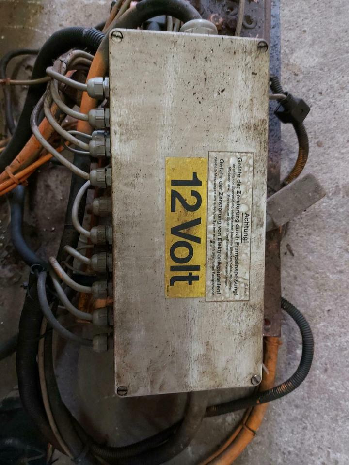 Schmidt Salzstreuer SST DST Hydr. Steuerblock Platine Steuerung - Гидравлика для Коммунальной и специальной техники: фото 1 Schmidt Salzstreuer SST DST Hydr. Steuerblock Platine Steuerung - Гидравлика для Коммунальной и специальной техники: фото 1