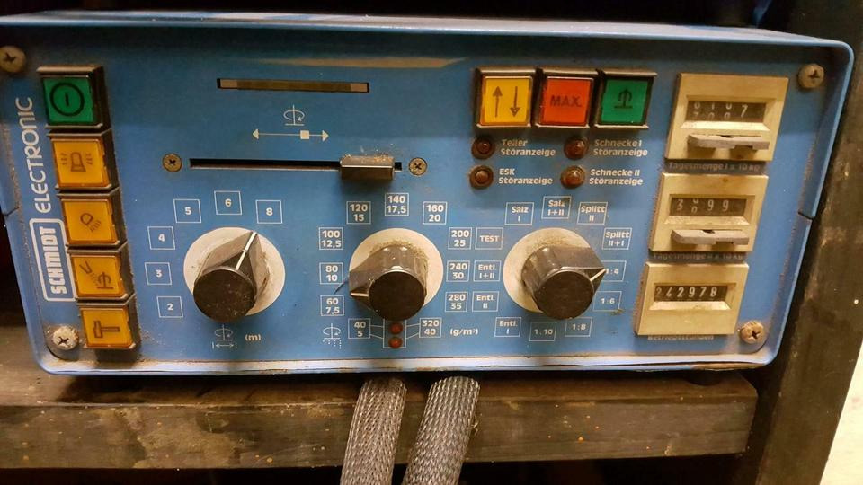 Schmidt Salzstreuer SST DST Hydr. Steuerblock Platine Steuerung - Гидравлика для Коммунальной и специальной техники: фото 4 Schmidt Salzstreuer SST DST Hydr. Steuerblock Platine Steuerung - Гидравлика для Коммунальной и специальной техники: фото 4