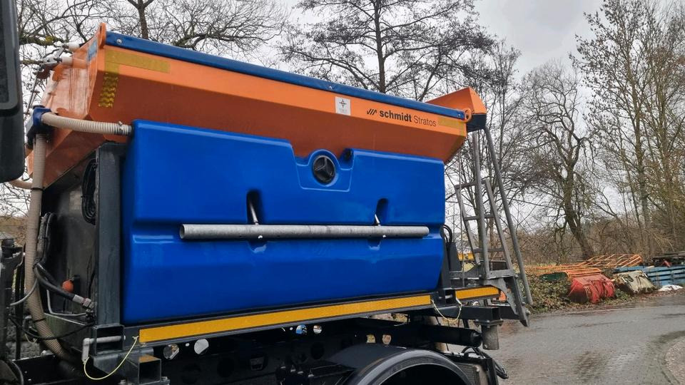Schmidt Stratos S25K-21 Salzstreuer Salzsilo für Unimog Mercedes Benz 405 U427 430 423 530 527 318 Winterdienst Aebi Schneepflug - Разбрасыватель песка/ Соли: фото 2 Schmidt Stratos S25K-21 Salzstreuer Salzsilo für Unimog Mercedes Benz 405 U427 430 423 530 527 318 Winterdienst Aebi Schneepflug - Разбрасыватель песка/ Соли: фото 2
