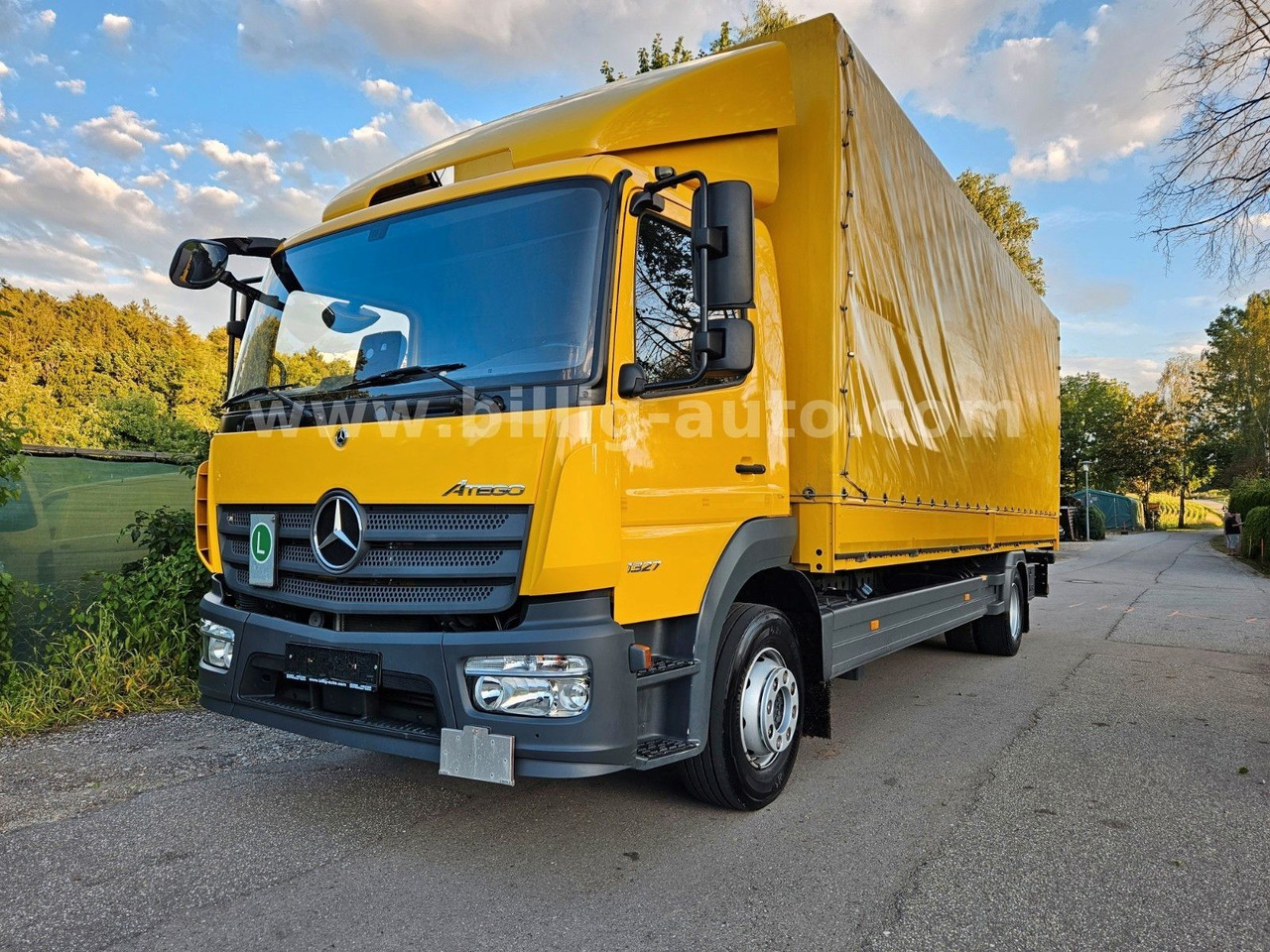 Mercedes-Benz Atego 1327 L BREMS/SPUR-ASS*DIFF-Sperre*AHK*7.2 - Грузовик бортовой/ Платформа: фото 2 Mercedes-Benz Atego 1327 L BREMS/SPUR-ASS*DIFF-Sperre*AHK*7.2 - Грузовик бортовой/ Платформа: фото 2