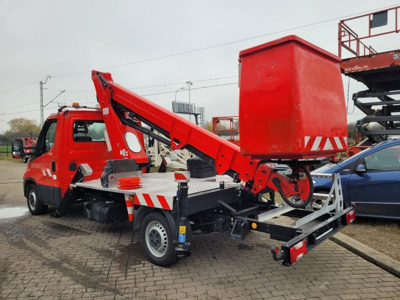 Iveco Daily 35S12 podnośnik koszowy 17 m CTE B-Lift 17 - Грузовик с подъемником: фото 2 Iveco Daily 35S12 podnośnik koszowy 17 m CTE B-Lift 17 - Грузовик с подъемником: фото 2