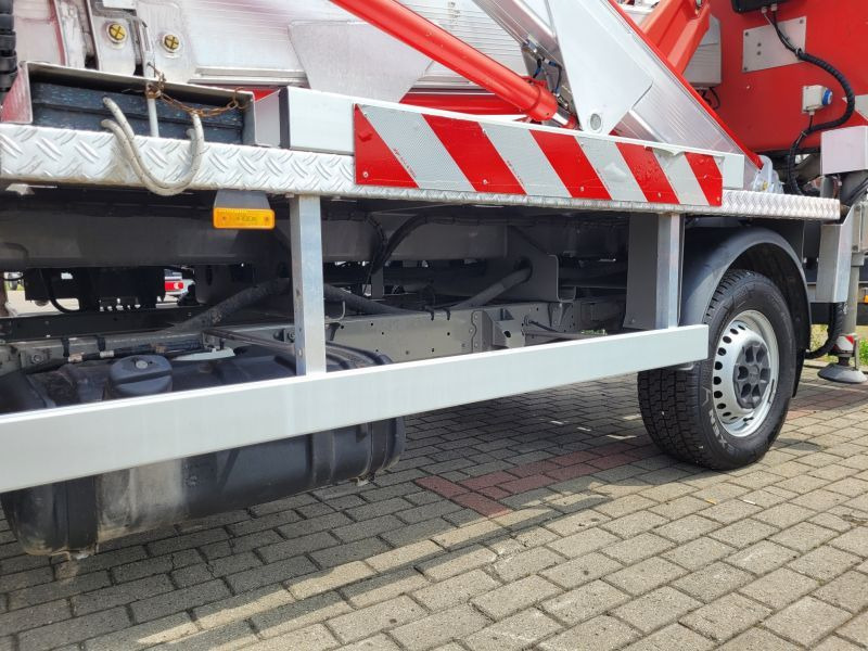 Iveco Daily 35S12 podnośnik koszowy 21 m Multitel MX210 - Грузовик с подъемником: фото 4 Iveco Daily 35S12 podnośnik koszowy 21 m Multitel MX210 - Грузовик с подъемником: фото 4