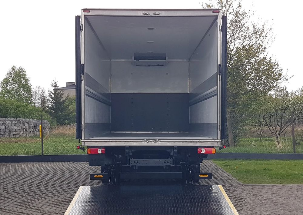 DAF 12T LF 210 WINDA CHŁODNIA 14EP 5,79x2,48x2,29 KLIMA AGREGAT - Рефрижератор: фото 5 DAF 12T LF 210 WINDA CHŁODNIA 14EP 5,79x2,48x2,29 KLIMA AGREGAT - Рефрижератор: фото 5