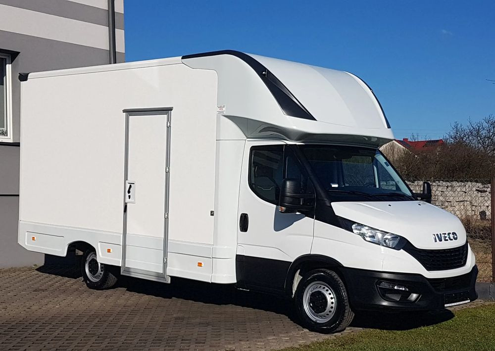 Iveco DAILY KONTENER NISKOPODŁOGOWY 4,43x2,23x2,42 SKLEP FOODTRUCK BAR KLIMA KONIOWÓZ KAMPER - Торговый грузовик: фото 1 Iveco DAILY KONTENER NISKOPODŁOGOWY 4,43x2,23x2,42 SKLEP FOODTRUCK BAR KLIMA KONIOWÓZ KAMPER - Торговый грузовик: фото 1