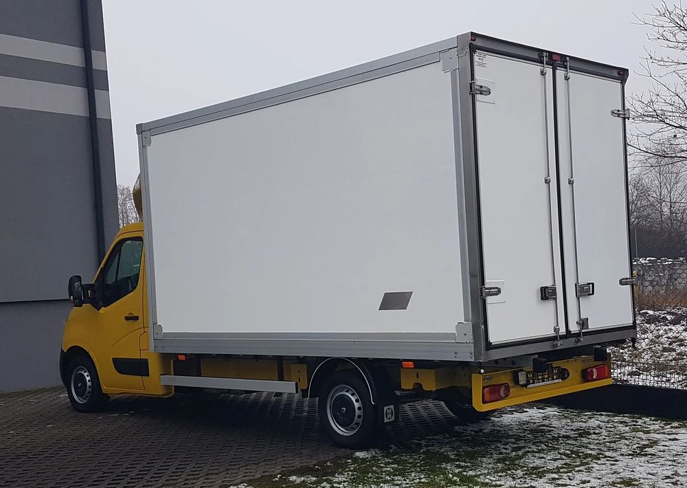Renault MASTER KONTENER 8EP 4,21x2,23x2,22 KLIMA KRAJOWY MANUAL 6-BIEGÓW - Фургон с закрытым кузовом: фото 3 Renault MASTER KONTENER 8EP 4,21x2,23x2,22 KLIMA KRAJOWY MANUAL 6-BIEGÓW - Фургон с закрытым кузовом: фото 3