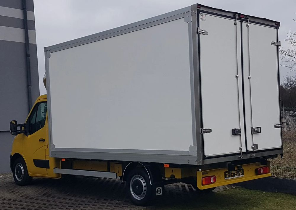 Renault MASTER KONTENER 8EP 4,21x2,23x2,22 KLIMA MANUAL KRAJOWY 6-BIEGÓW - Фургон с закрытым кузовом: фото 3 Renault MASTER KONTENER 8EP 4,21x2,23x2,22 KLIMA MANUAL KRAJOWY 6-BIEGÓW - Фургон с закрытым кузовом: фото 3