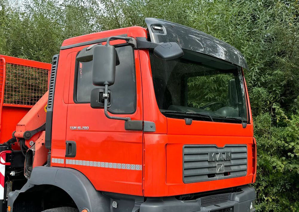 MAN TGM 18-280 MAN 4x4 HDS PALFINGER 105 KIPER WYWROTKA MEILLER BARDZO DOBRY STAN - Самосвал: фото 4 MAN TGM 18-280 MAN 4x4 HDS PALFINGER 105 KIPER WYWROTKA MEILLER BARDZO DOBRY STAN - Самосвал: фото 4