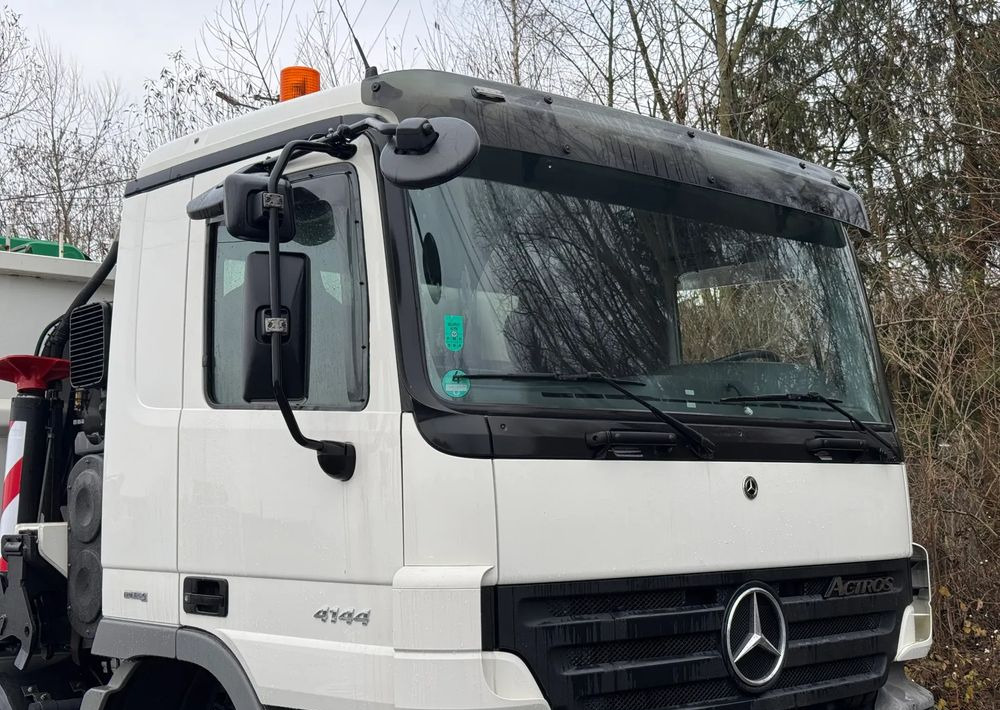 Mercedes-Benz * Mercedes 8x6  Actros 4144 * HDS Palfinger 150002 + FLY JIB PJ 170 * Dźwig * 40 TON * Wyciągarka * 35 Metrów * Kosz * - Автоманипулятор: фото 3 Mercedes-Benz * Mercedes 8x6  Actros 4144 * HDS Palfinger 150002 + FLY JIB PJ 170 * Dźwig * 40 TON * Wyciągarka * 35 Metrów * Kosz * - Автоманипулятор: фото 3