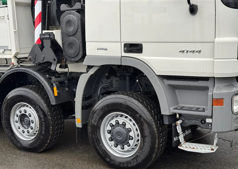 Mercedes-Benz * Mercedes 8x6  Actros 4144 * HDS Palfinger 150002 + FLY JIB PJ 170 * Dźwig * 40 TON * Wyciągarka * 35 Metrów * Kosz * - Автоманипулятор: фото 5 Mercedes-Benz * Mercedes 8x6  Actros 4144 * HDS Palfinger 150002 + FLY JIB PJ 170 * Dźwig * 40 TON * Wyciągarka * 35 Metrów * Kosz * - Автоманипулятор: фото 5