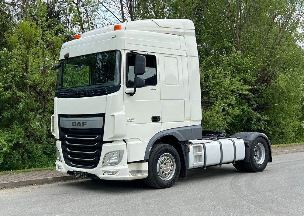 DAF *DAF XF 106 410 Euro 6 * Sprowadzony * Klima Retarder * Bardzo Dobry Stan * Ciągnik Siodłowy - Тягач: фото 1 DAF *DAF XF 106 410 Euro 6 * Sprowadzony * Klima Retarder * Bardzo Dobry Stan * Ciągnik Siodłowy - Тягач: фото 1