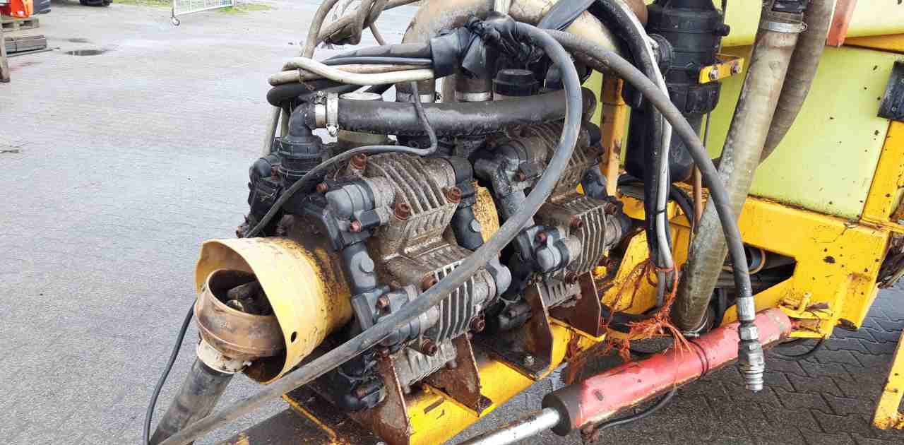 Dubex Vector 33 m. 3200 l. veldspuiten - Прицепной опрыскиватель: фото 5 Dubex Vector 33 m. 3200 l. veldspuiten - Прицепной опрыскиватель: фото 5