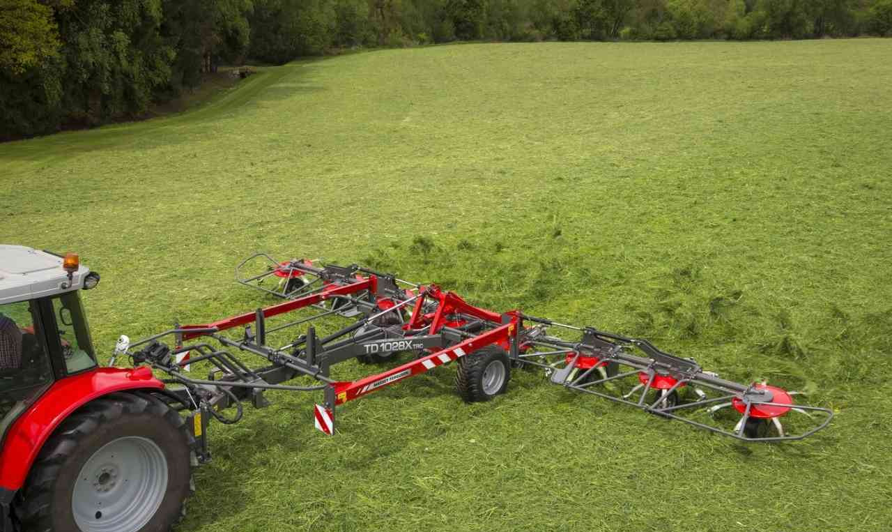 Massey Ferguson TD 1028X TRC Haaktandschudder Lely Lotus weidebouwmachines. - Сеноворошилка: фото 5 Massey Ferguson TD 1028X TRC Haaktandschudder Lely Lotus weidebouwmachines. - Сеноворошилка: фото 5