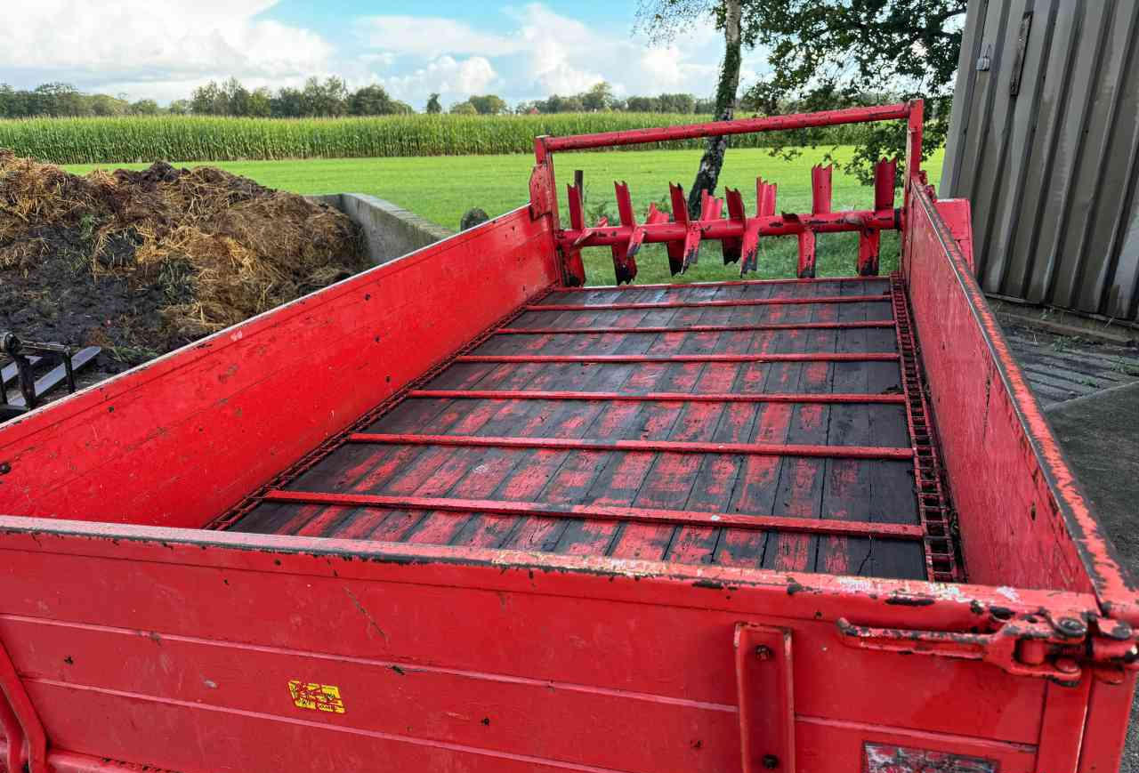 Schuitemaker SMS 3000 mestverspreider *Verkocht/sold* - Навозоразбрасыватель: фото 3 Schuitemaker SMS 3000 mestverspreider *Verkocht/sold* - Навозоразбрасыватель: фото 3