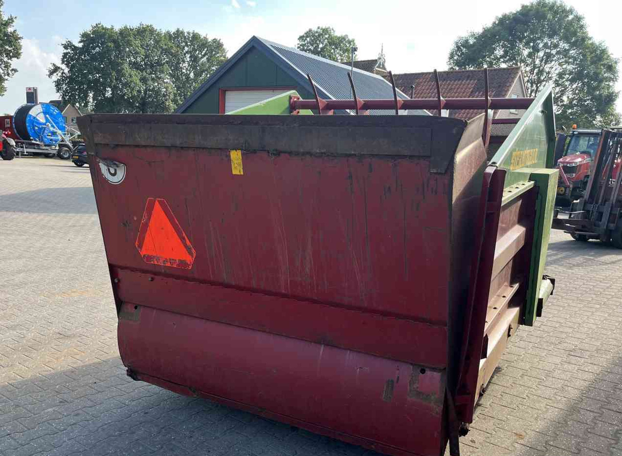 Strautmann BVW Blokkenwagen doseerwagen voermachines - Кормораздатчик: фото 3 Strautmann BVW Blokkenwagen doseerwagen voermachines - Кормораздатчик: фото 3