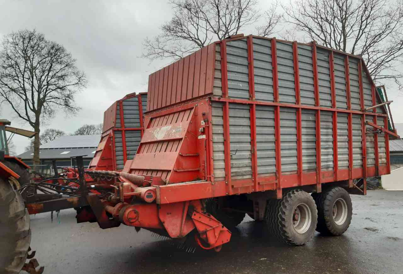 Taarup 1030 Ladewagen hooibouwmachines - Самозагружающийся прицеп: фото 1 Taarup 1030 Ladewagen hooibouwmachines - Самозагружающийся прицеп: фото 1